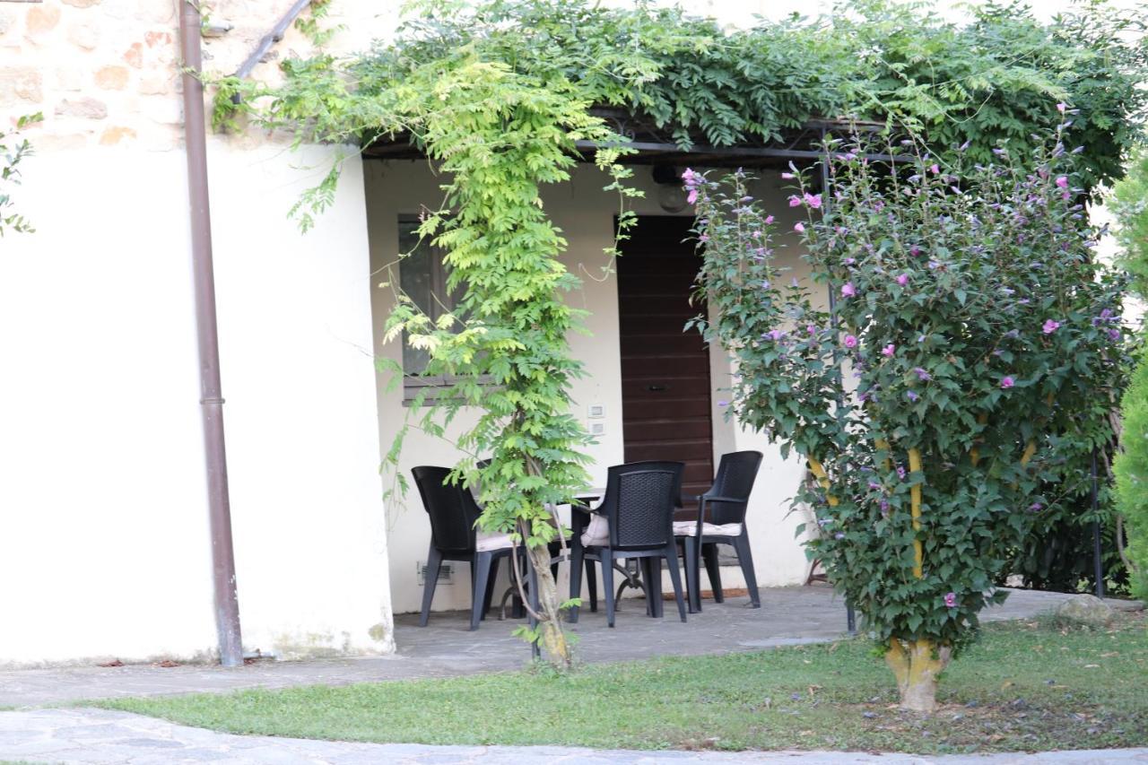 Badia Il Vingone Guest House Città di Castello Exterior foto