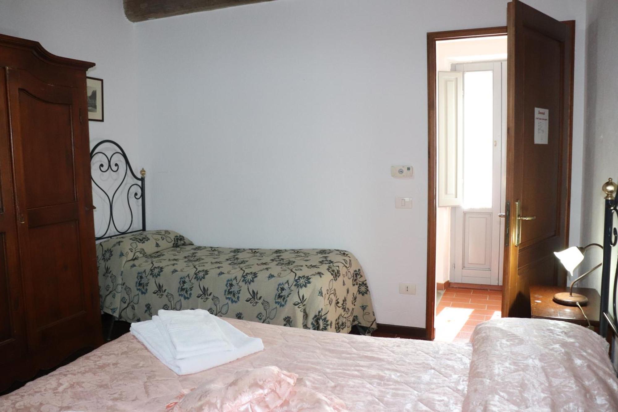 Badia Il Vingone Guest House Città di Castello Exterior foto