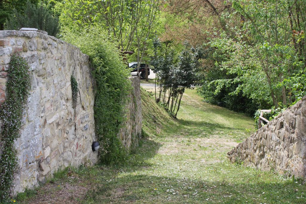 Badia Il Vingone Guest House Città di Castello Exterior foto