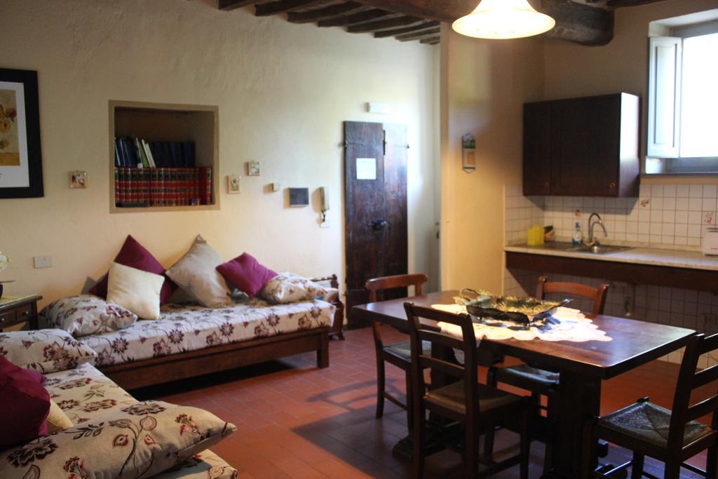 Badia Il Vingone Guest House Città di Castello Exterior foto